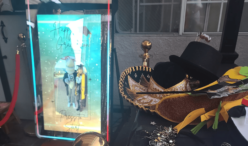 PHOTO BOOTH RENTAL